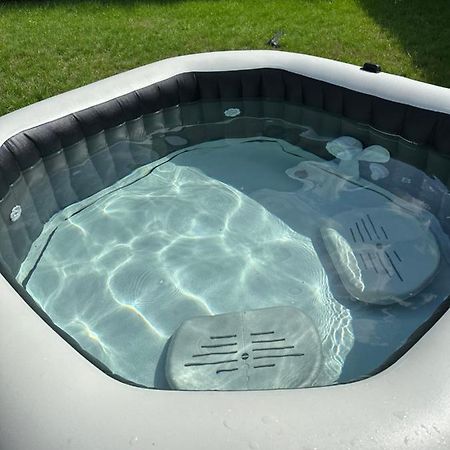 Апартаменты Traumhafte Haushaelfte Mit Kamin, Garten & Whirlpool Берлин Экстерьер фото